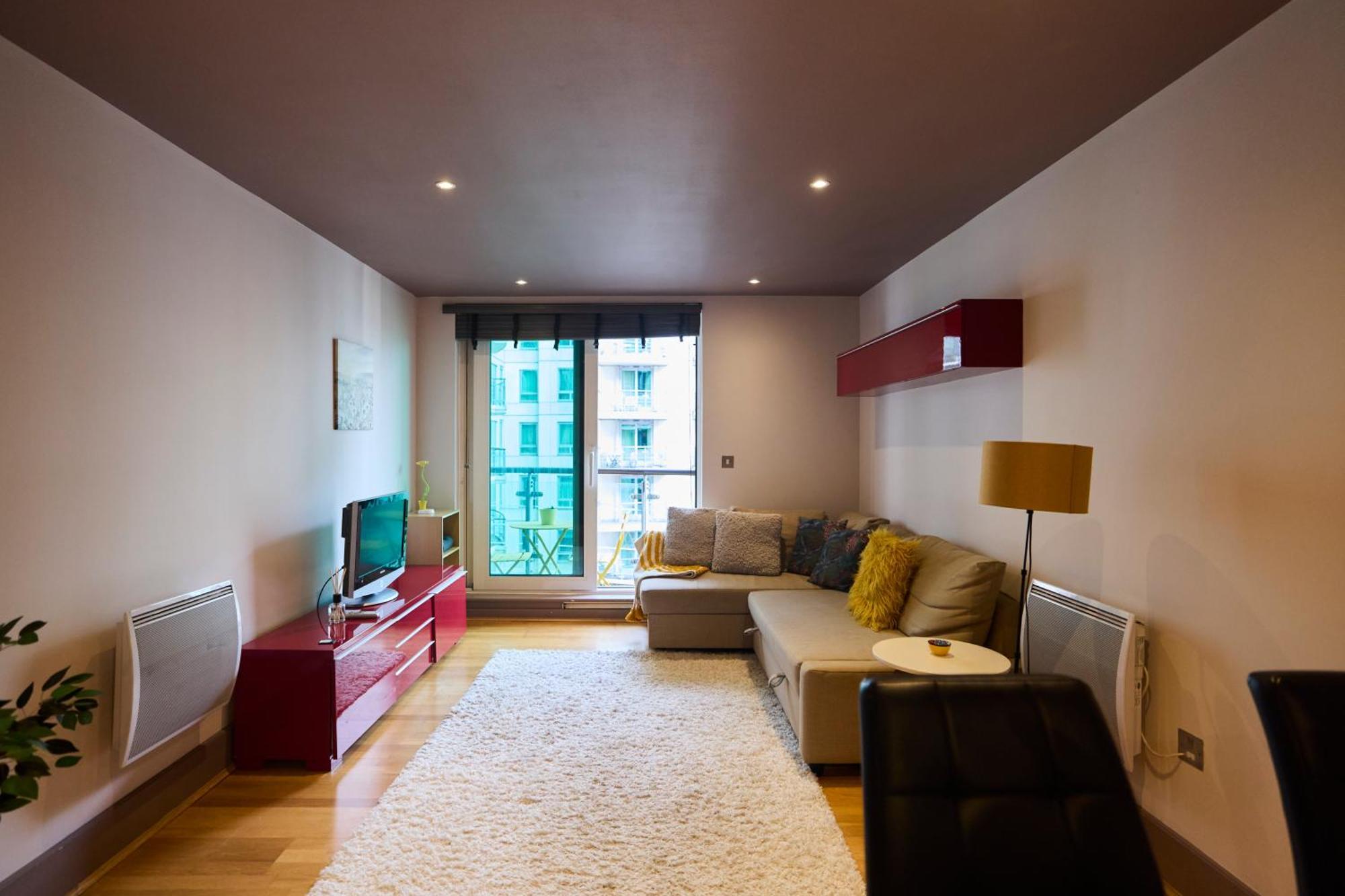 The Vauxhall Hideout - Comfy 2Bdr Flat With Balcony London Exterior photo